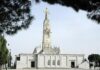 90 lat po zniszczeniu pomnika Najświętszego Serca na Cerro de los Ángeles Współczesny pomnik Najświętszego Serca Jezusa na Cerro de los Ángeles: biała figura Chrystusa na wysokiej kolumnie nad bazyliką, odbudowana w 1965 roku.
