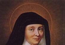 Św. Joanna Franciszka de Chantal: matka i wdowa prowadzona przez dwóch świętych Portret św. Joanny Franciszki de Chantal w czarnym habicie i welonie wizytki, z białym kornetem, krzyżem z monogramem IHS i sercem oraz złotą aureolą