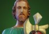 Sam Jezus zachęcił św. Brygidę, by zwracała się do św. Judy Tadeusza Malowana figura św. Judy Tadeusza w zielonej tunice i czerwonym płaszczu, ze złotym toporem w dłoni, na ciemnozielonym tle